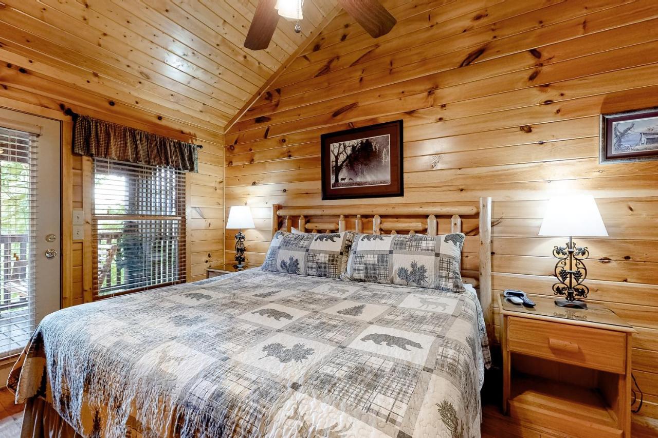 Hills Hideaway Villa เซอเวียร์วีล ภายนอก รูปภาพ